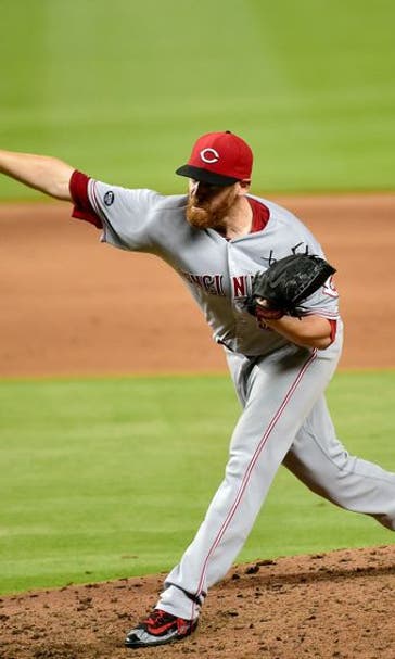 Cincinnati Reds are ready to go into 2017 with Anthony DeSclafani and Dan Straily to front rotation